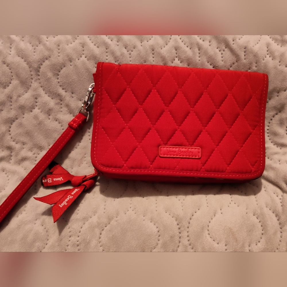 Like-New VERA BRADLEY Wristlet